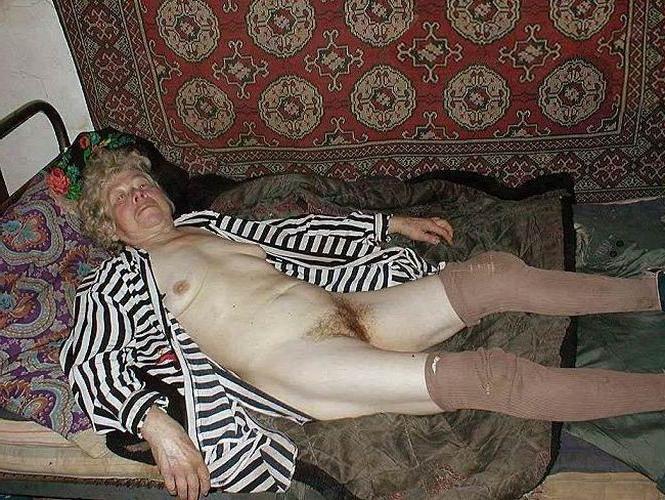 15P High-quality free pics of mature women and men. Softcore, hardcore and group sex