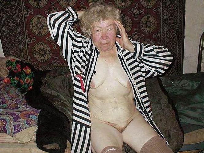 15P High-quality free pics of mature women and men. Softcore, hardcore and group sex