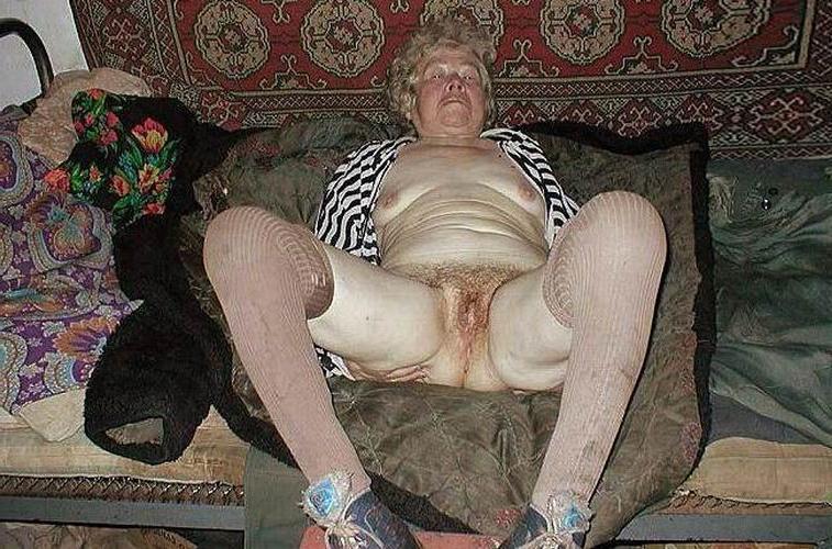 15P High-quality free pics of mature women and men. Softcore, hardcore and group sex