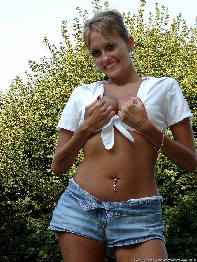 15P Skinny Hairy Blonde Girl Shows Her Furry Pussy Outdoors