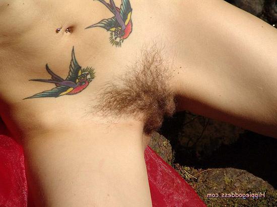 15P tattooed hairy hippie chick