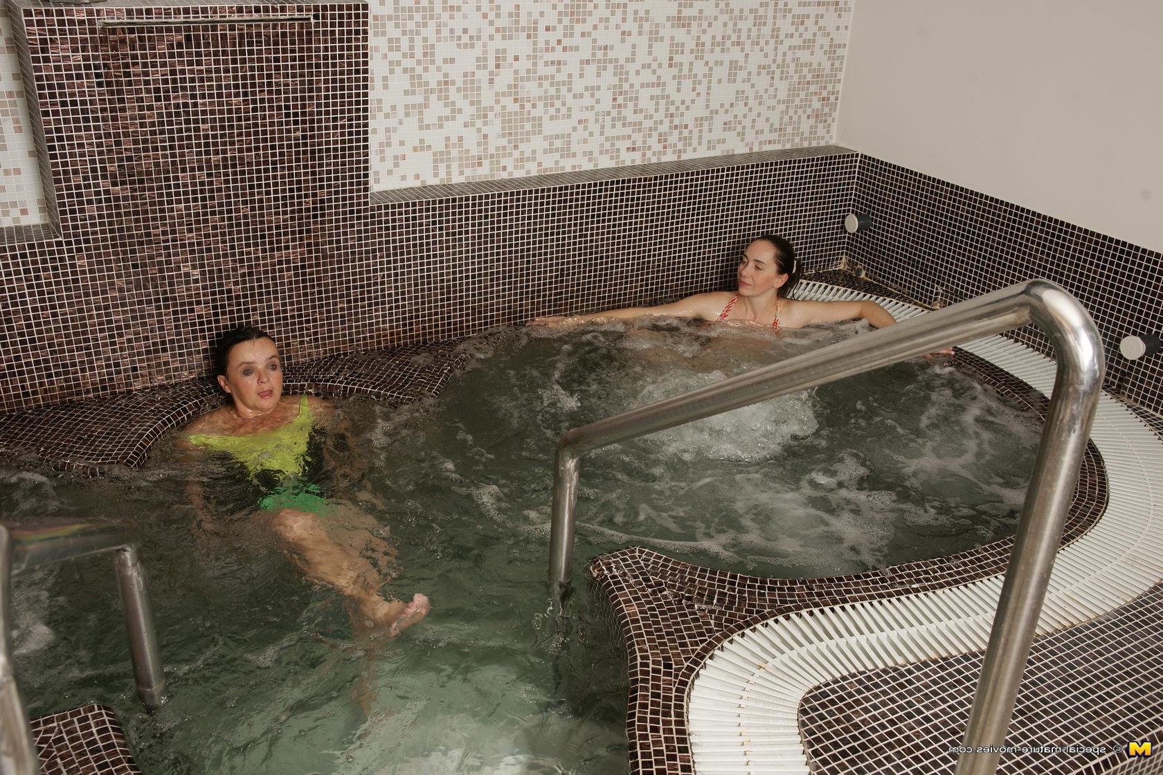 16P Mature ladies having relaxation time at the sauna