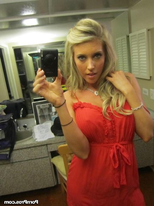 12P Blonde Bombshell Breakup