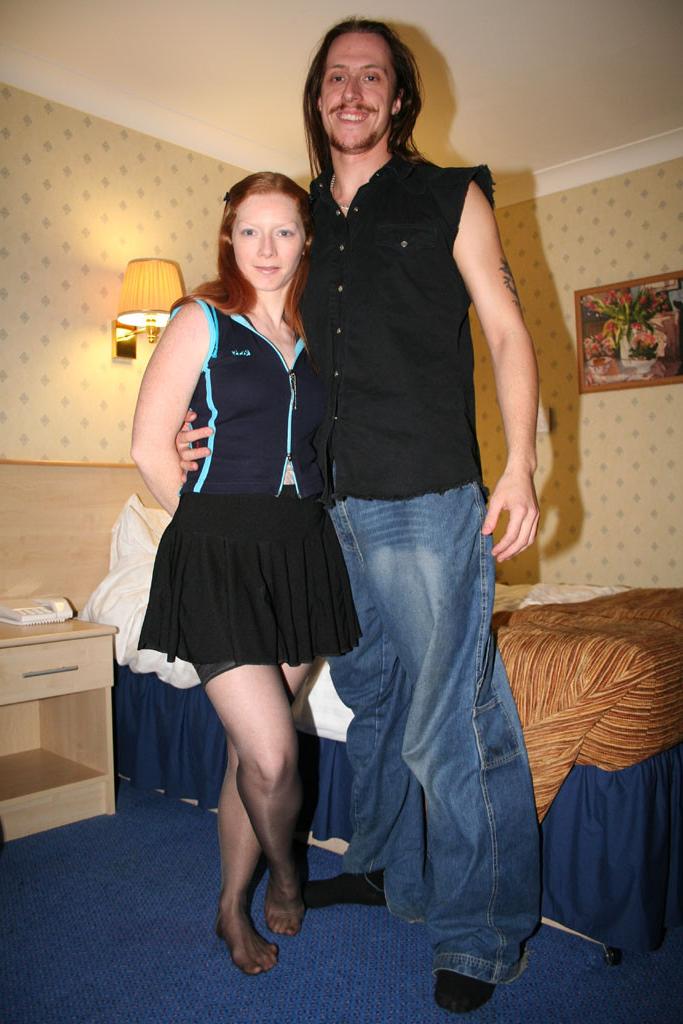 15P Real tattooed redhead gets banged