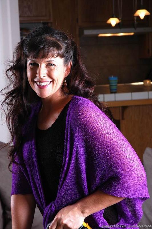 16P Horny old mature housewife cleaning &amp;amp; gets naked on the couch