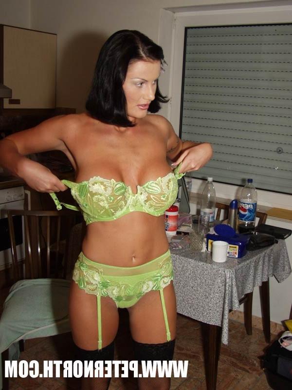 15P candid bombshell milf with huge knockers shows her outfits