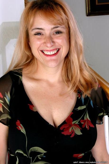 16P Buxom Blonde Neighbor Lady Laughing as She Strips