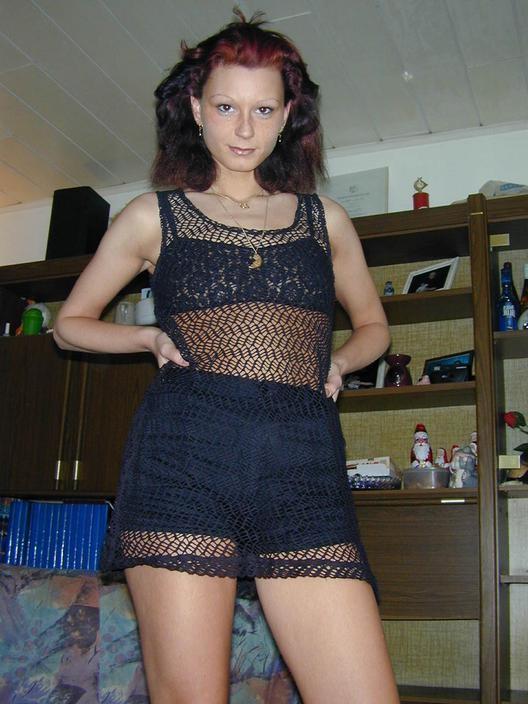 16P Dirty Couch First Timer Shows Tight Cunt Off
