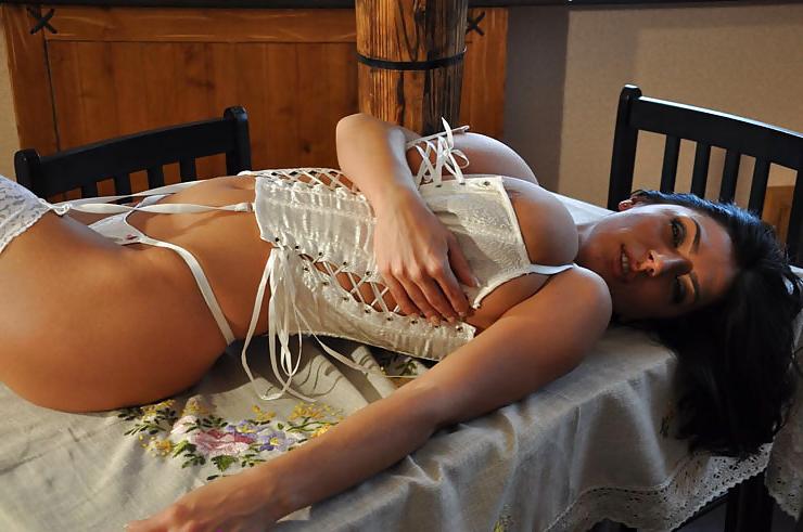 12P Merilyn Sakova in the white corset.