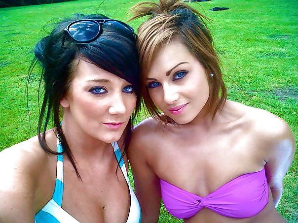 25P Teen girl holiday -FB