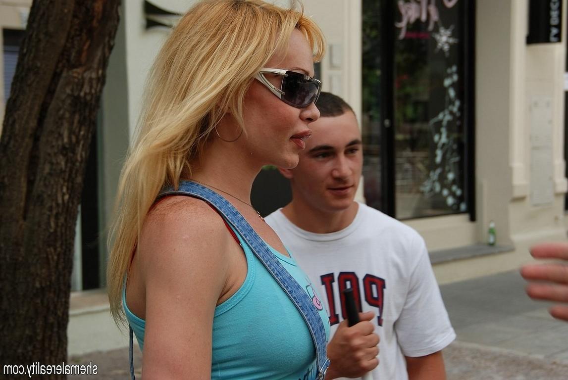 12P Tight asshole and big tits of this shemale make guy hard
