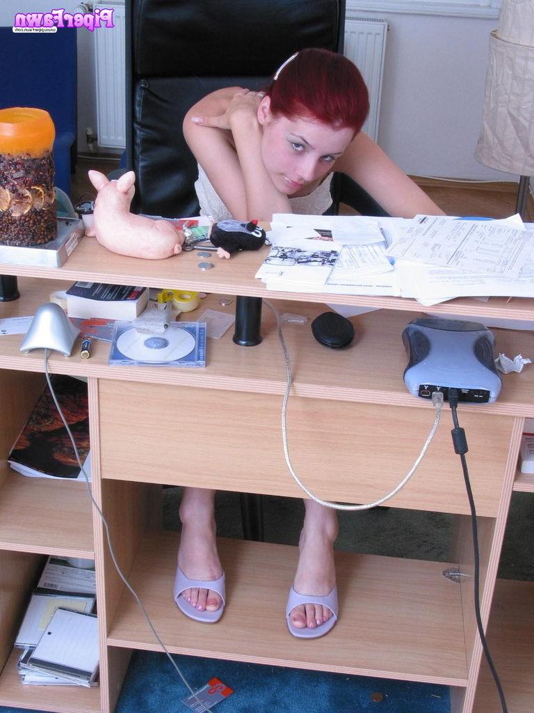 16P Busty redhead teen shows soles