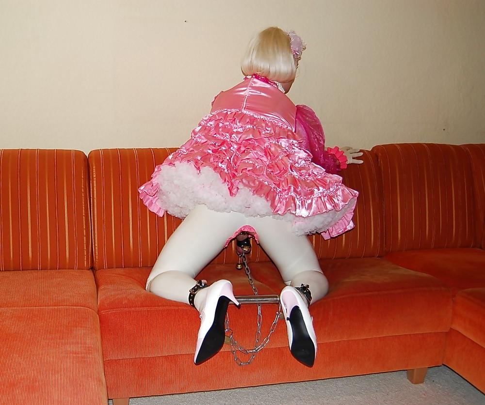 8P Sissy with Penis Bondage