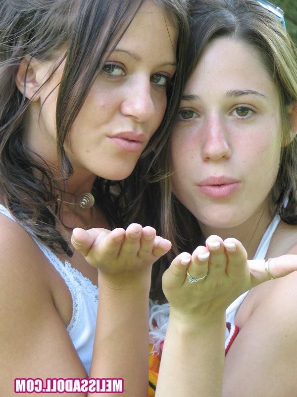 15P 2 slutty little doll face get lezzy on each other outdoors