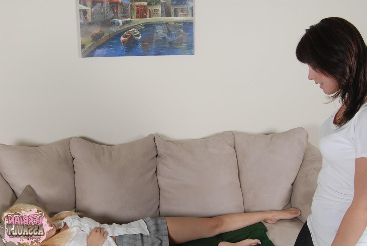 15P Licking teen pussy while she sleeps and her friend filming it