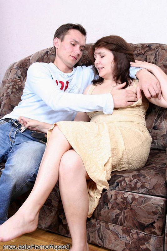 12P Cute mature brunette drains long young pecker