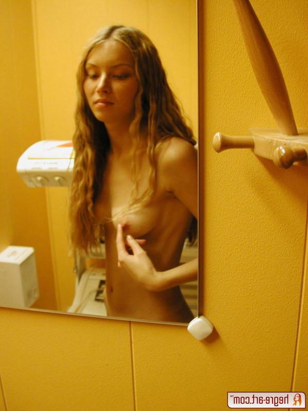16P Join teen Katya lying naked in the solarium