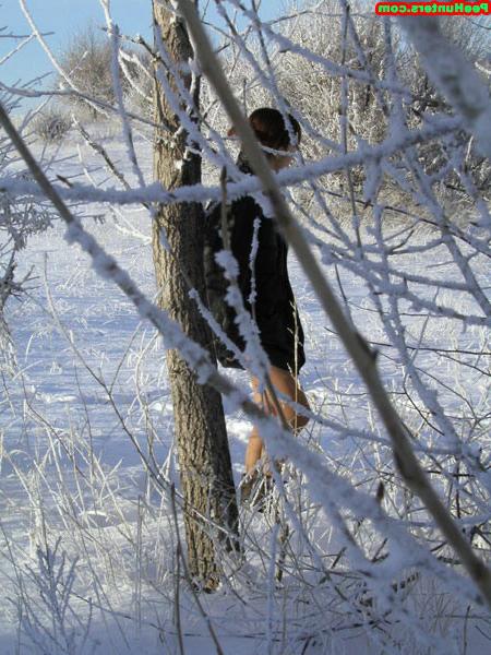 16P Redhead amateur cutie peeing on snow outdoors