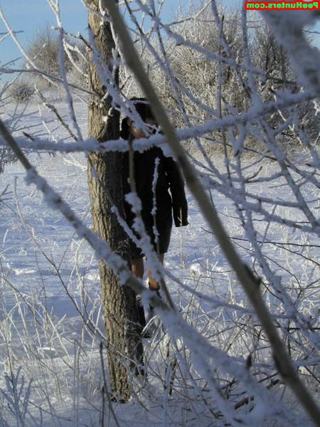16P Redhead amateur cutie peeing on snow outdoors