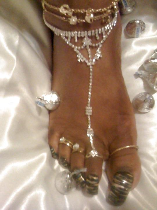 25P My friend toenails