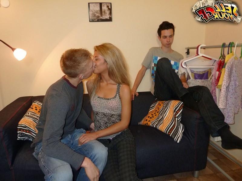 16P Tight bodied teenie gets slammed on the couch