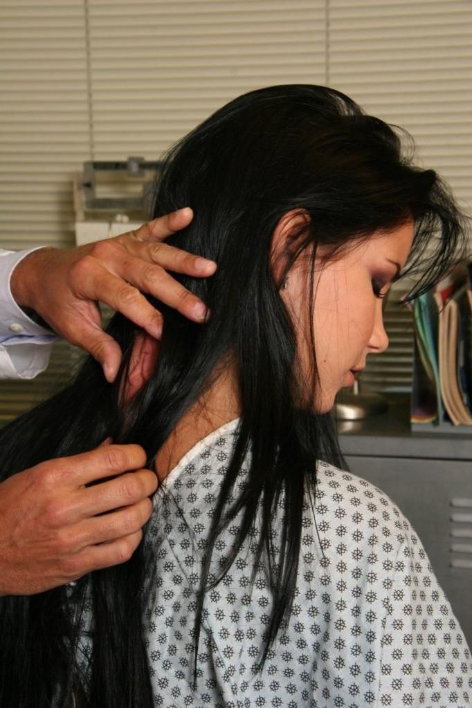 16P Teen chick fucked by a doctor through the pussy on her head