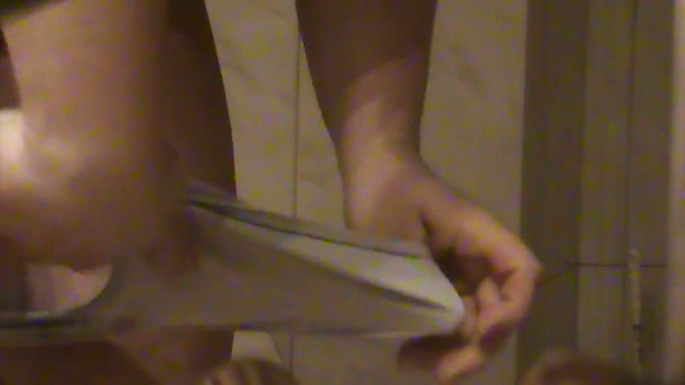 12P Bbw molli versteckte bad cam 2