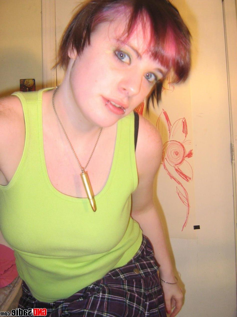 16P Alt punk girl Sadie schoolgirl skirt