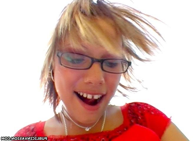 16P 16 pics of park fucking