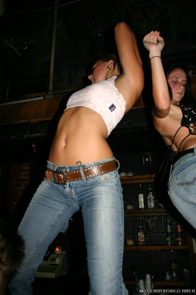 16P These Drunk Bitches Dont Even Realize The Camera Was There