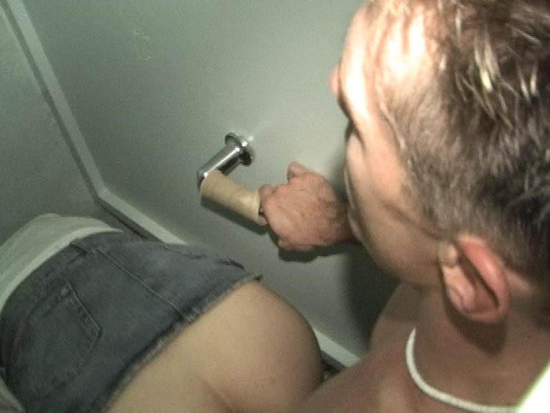 20P Lisa gets her drunk cunt creamed.