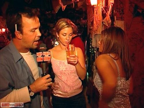 15P Drunk amateurs flash some skin