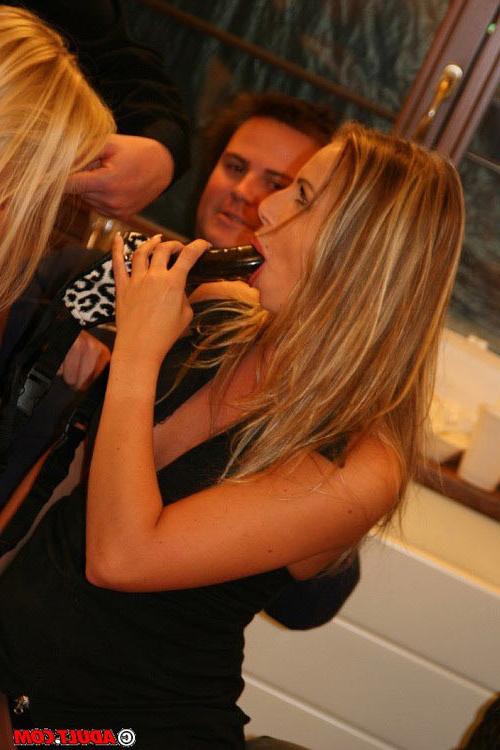 20P Drunk young chicks getting nasty at hardcore party