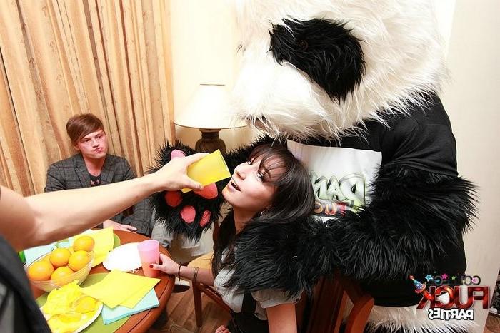 8P wild student sex scenes from the best college fuck parties
