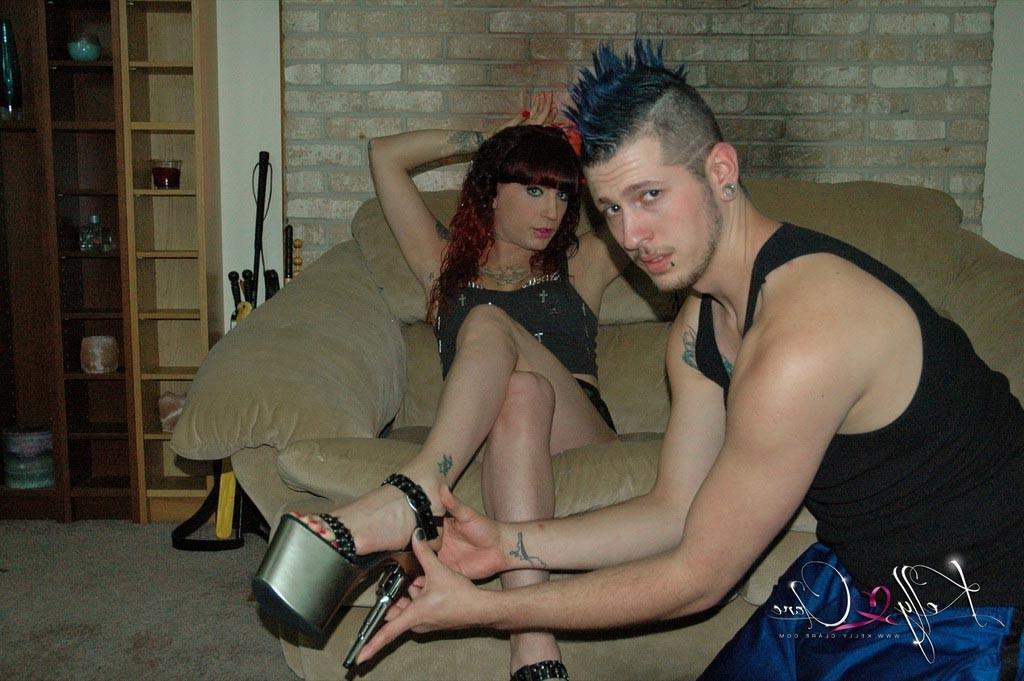 12P Shemale Kelly Clare assfucking a big cocked guy