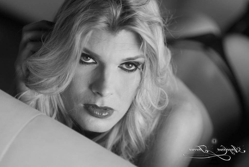 16P Beautiful blonde shemale Angelina