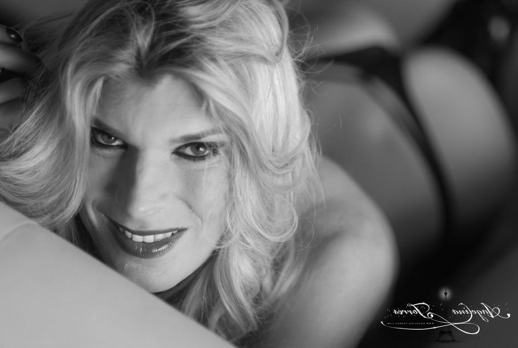 16P Beautiful blonde shemale Angelina