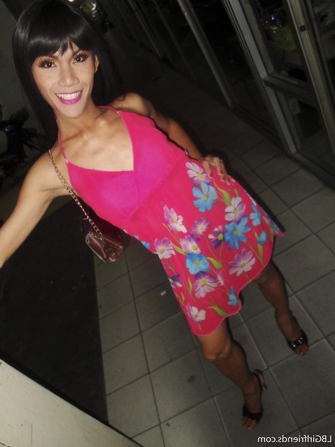 16P Asian Ladyboy Being Naughty On The Stairs To Her Bedroom