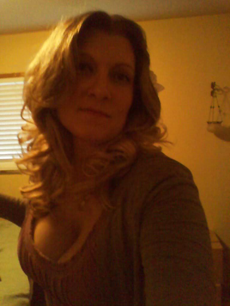 19P Yummy milf who wanted me to share