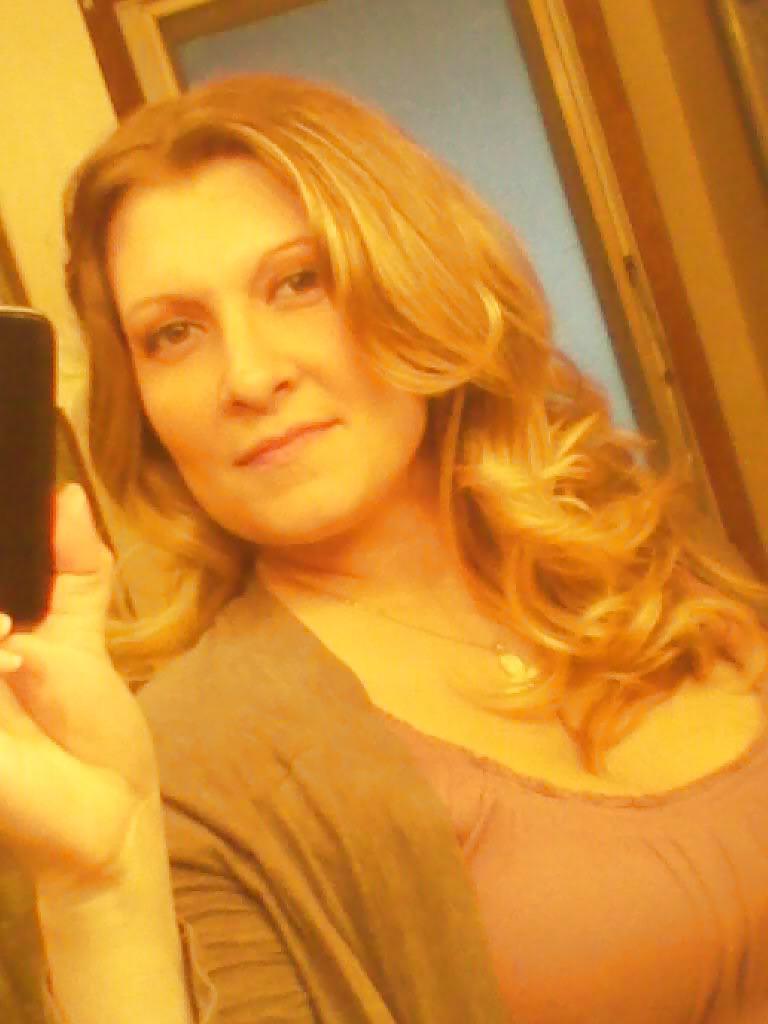 19P Yummy milf who wanted me to share