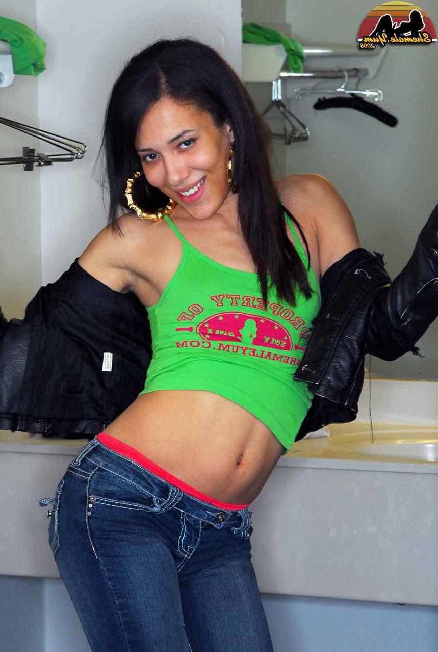 16P Shemale stroking her dick for you till she cums