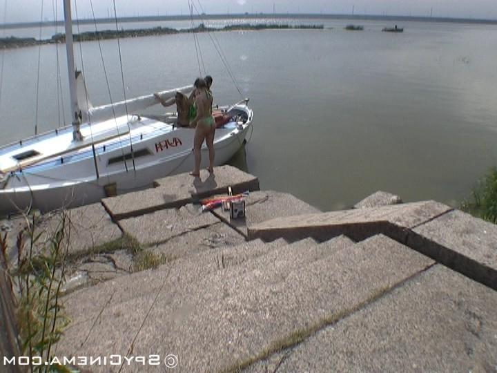 12P Several beauties caught on outdoor spy cam