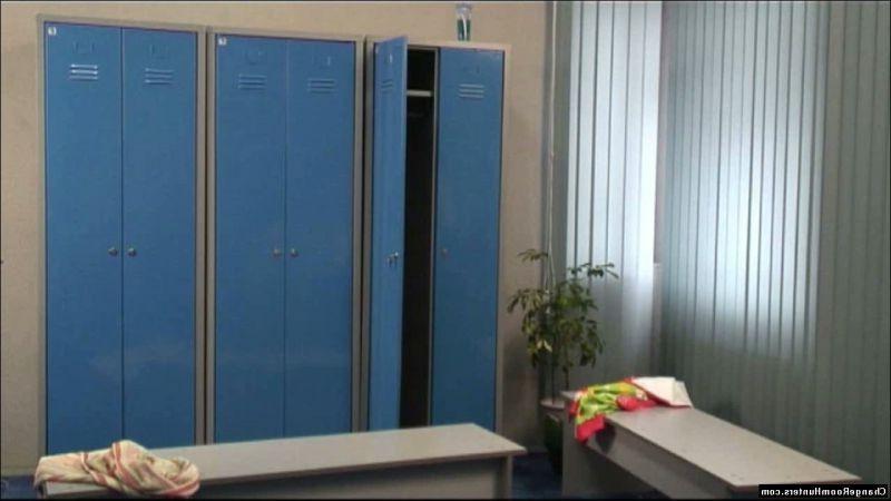 15P Hidden camera in a changeroom