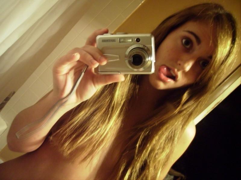 8P Doll sliding hand in pink panties and shooting all on cam