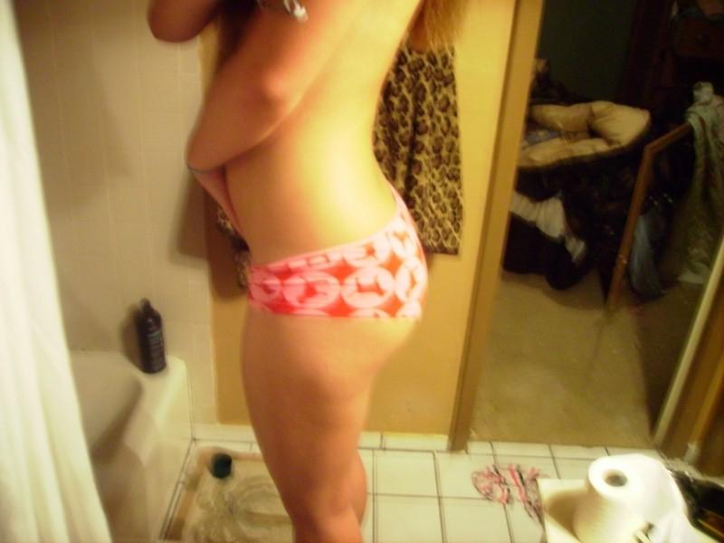8P Doll sliding hand in pink panties and shooting all on cam