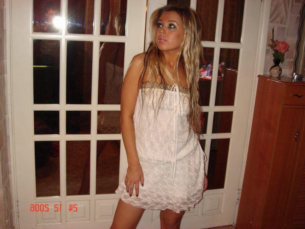 21P Drunk Whore Lets Tool Do Whatever He Wants To Her In Restroom