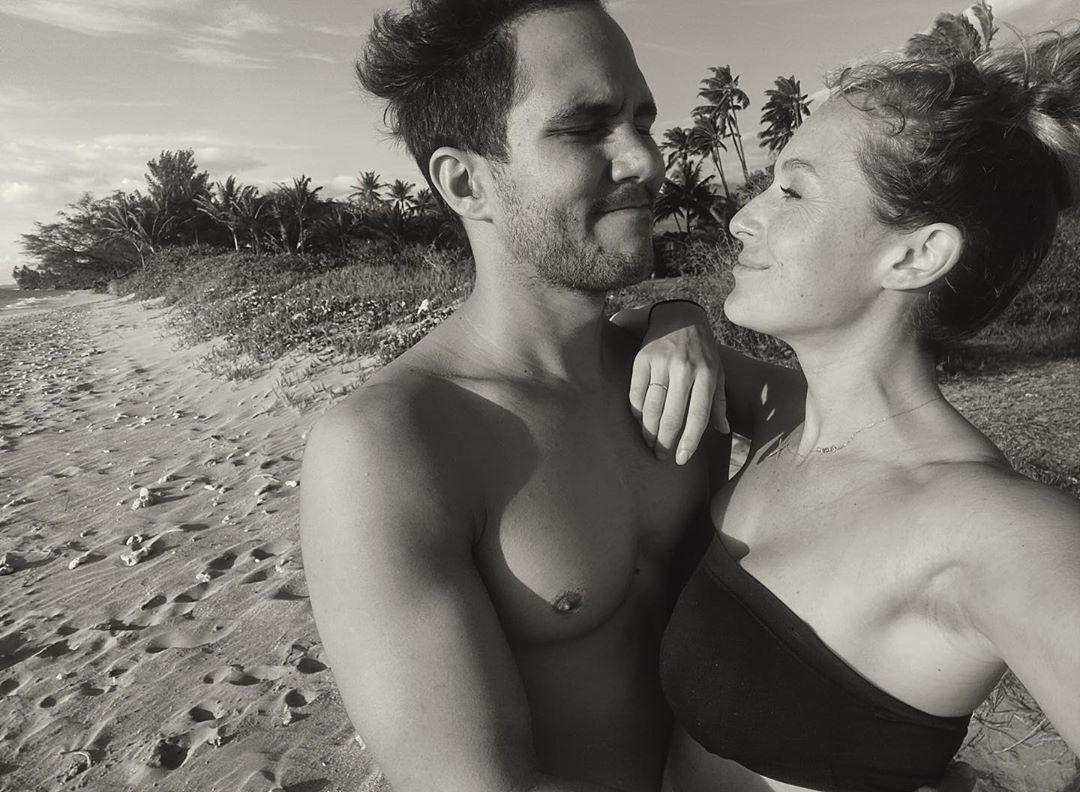 4P Alexa PenaVega Sexy