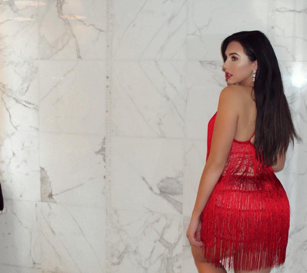 25P Alexis Fallon Sexy