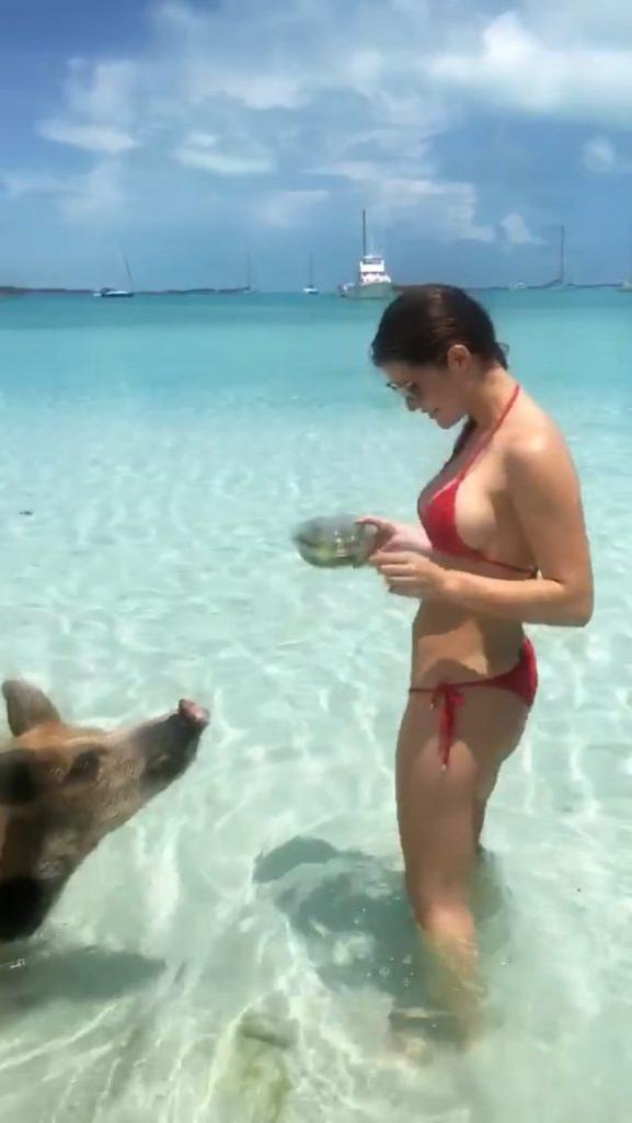14P Amanda Cerny Sexy