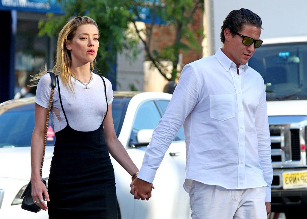 16P Amber Heard Sexy
